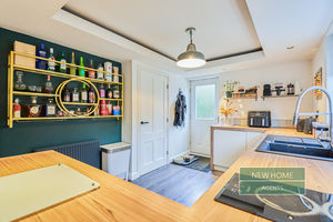 Photo 17- click for photo gallery